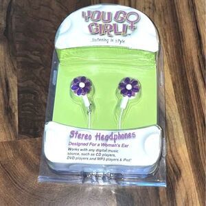 Vintage Girly Feminine Flower Earbuds in ear Headphones NEW You Go Girl